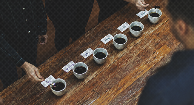 4 λόγοι που κάνουν το cupping σημαντικό για έναν barista